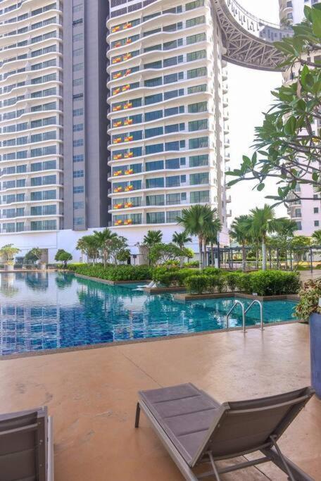 10Mins To Klcc W Lrt+Mall+Netflix Muji Urban Kuala Lumpur Extérieur photo
