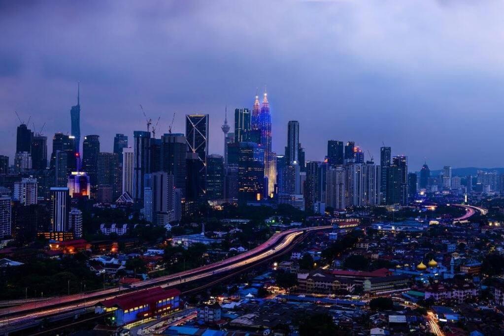 10Mins To Klcc W Lrt+Mall+Netflix Muji Urban Kuala Lumpur Extérieur photo