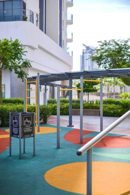 10Mins To Klcc W Lrt+Mall+Netflix Muji Urban Kuala Lumpur Extérieur photo