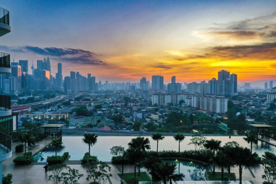 10Mins To Klcc W Lrt+Mall+Netflix Muji Urban Kuala Lumpur Extérieur photo